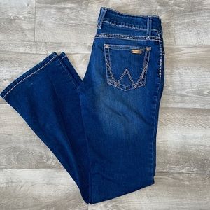 Wrangler Retro Women’s Mid-Rise Boot Cut Jeans